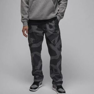 Jordan men’s cargo camouflage pants wide leg size large
